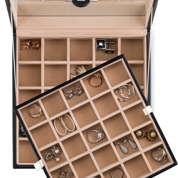 Glenor Co. THE ULTIMATE JEWELRY BOX earring and maybe rings I would say final $ - Picture 10 of 12